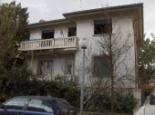 <p>
rivestimento a calce finitura frattazzo
</p>
